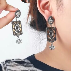 Black and Gold Filigree Earrings